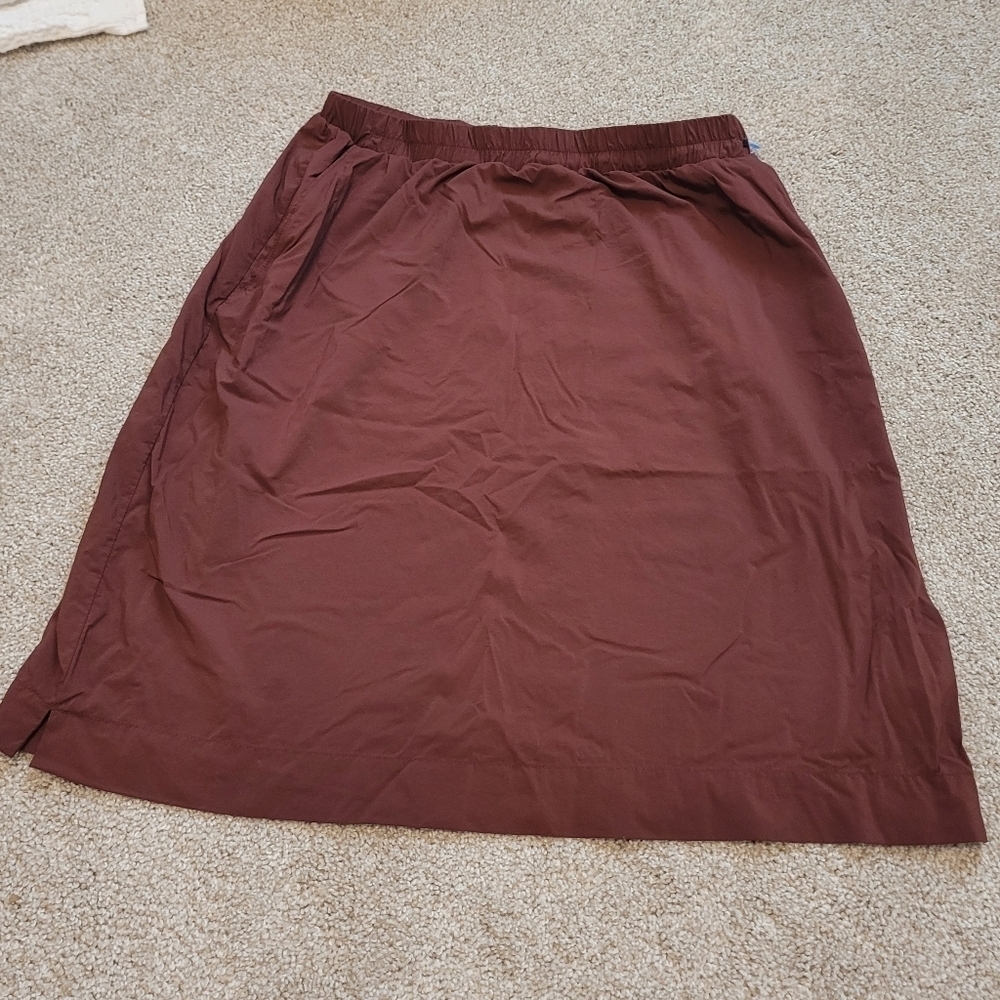 Mountain Hardwear Womens Maroon Nylon Skirt Size Medium